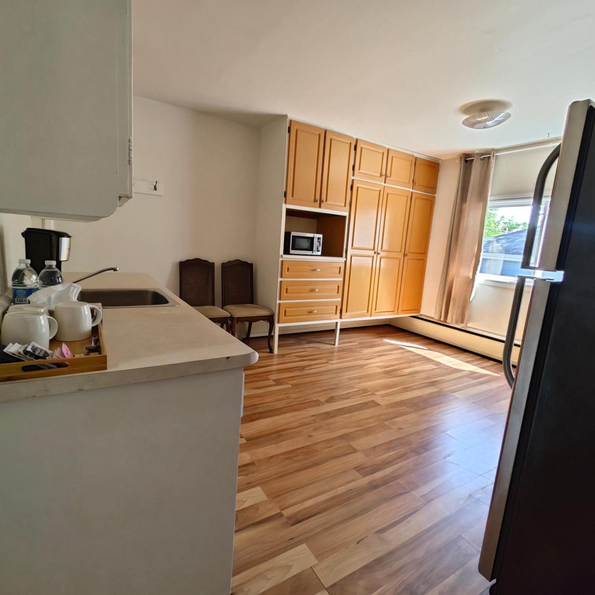 Andy'S Blue House Bed & Breakfast Charlottetown Ngoại thất bức ảnh